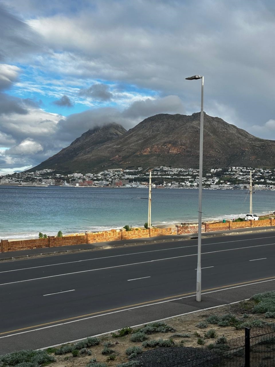 To Let 2 Bedroom Property for Rent in Simons Town Western Cape